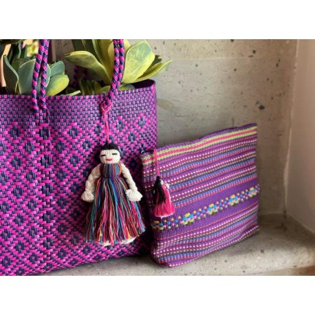 Cosmetiquera muñeca telar morado