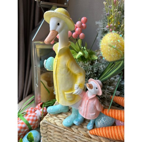 Figura de pato con hijo