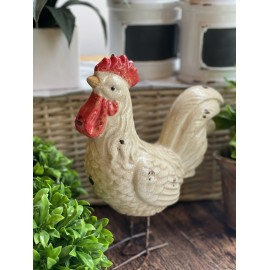 Gallina blanca de cerámica