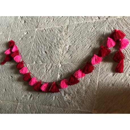 Guirnalda Pompones Rosa y Rojo