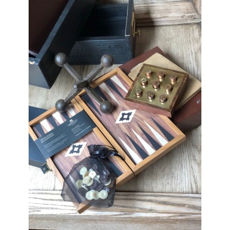 Juego de Backgammon