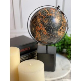 Mundo negro con base cuadrada negra