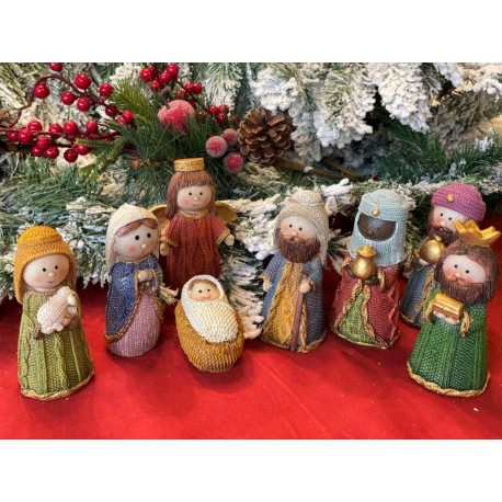 Nacimiento 8 pzas, 12 cm colores vivos N114