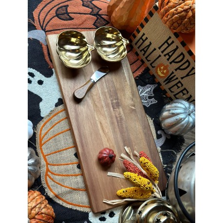 Tabla con 2 bowls de calabaza dorados